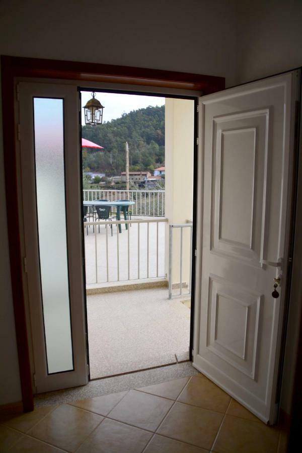 Casa Rebelo Guest House Cossourado  ภายนอก รูปภาพ